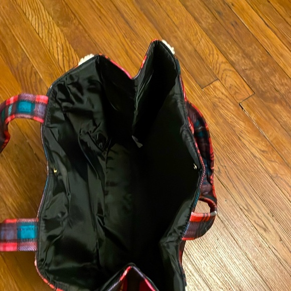 Victoria Secret Bag - Picture 6 of 7